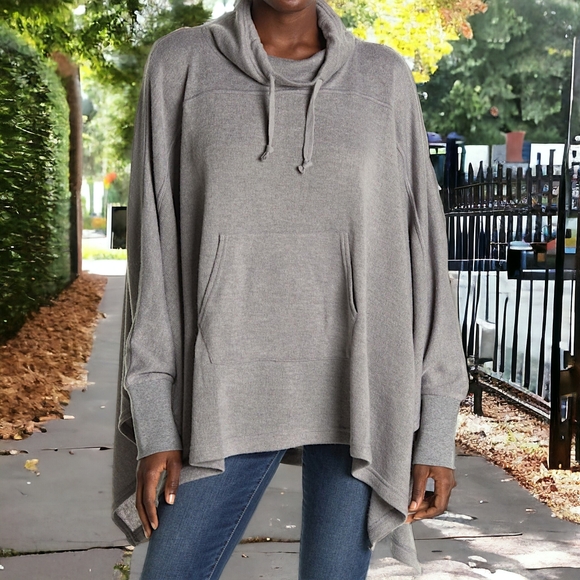 MELLODAY Wear Anywhere Poncho - Picture 1 of 2